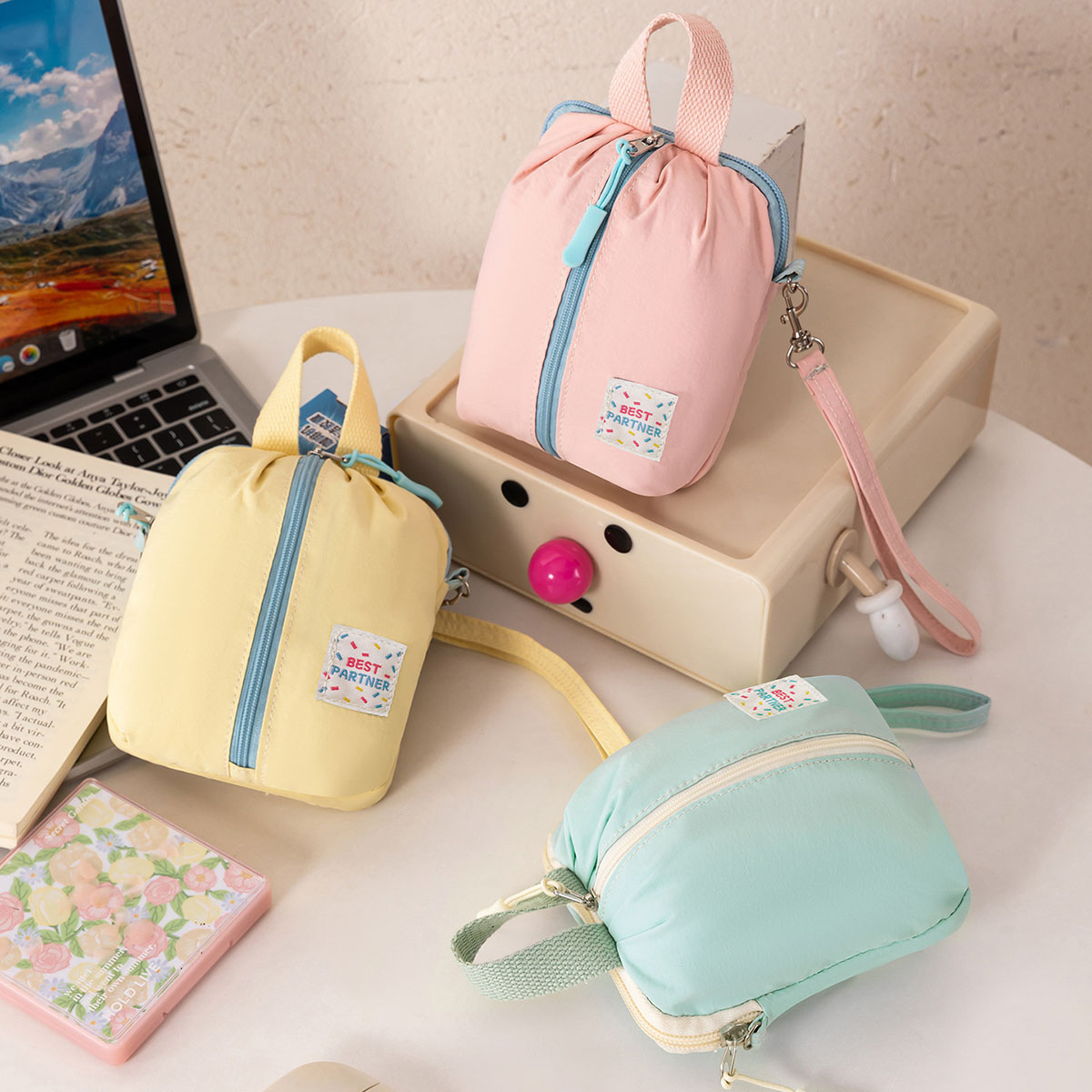 Underwear Socks Storage Bag Sm - огляд і ціна Cosmetic Bags